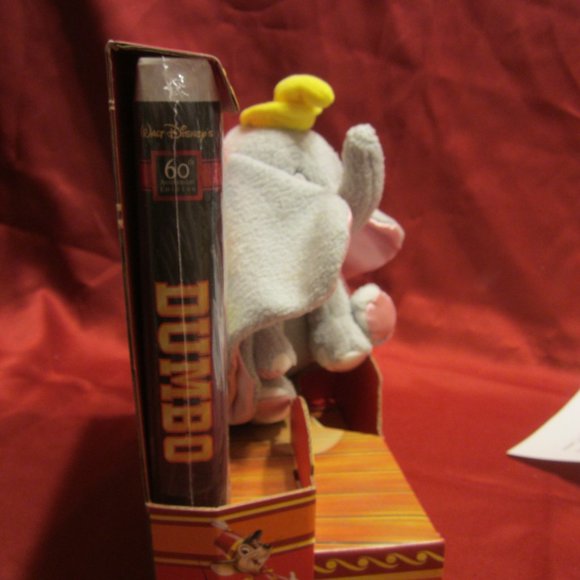 VTG RARE 2001 NIB 60TH ANNIV. DUMBO VHS AND PLUSH TOY - Picture 8 of 11